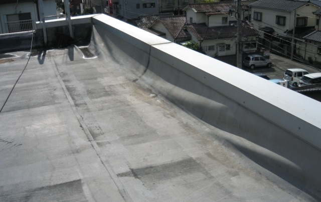 防水シート膨れ